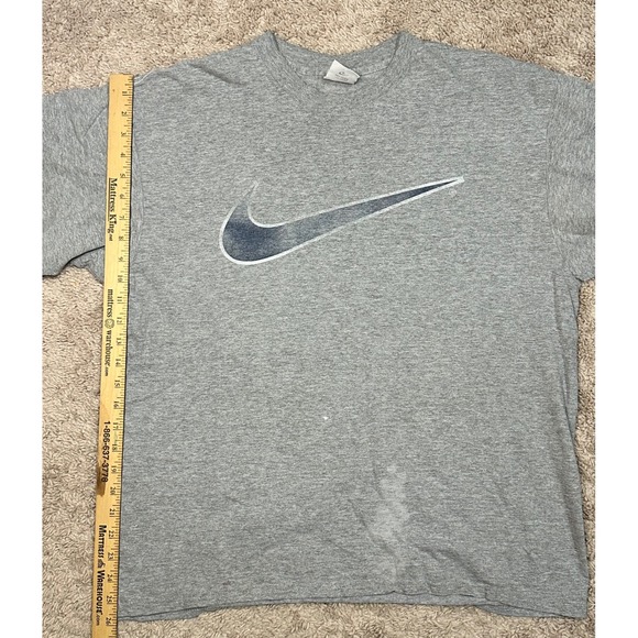 Vintage Silver Tag Nike Swoosh T-Shirt Mens XL Grey Made in USA Big Logo - Picture 7 of 8